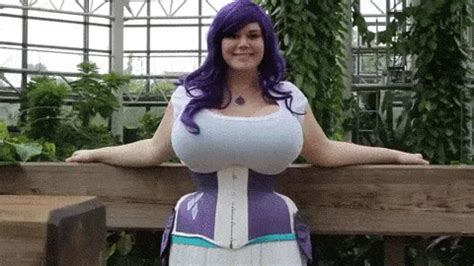 big titis.com|Big Tits GIF: 60+ Hottest Big Boobs Gifs on the Internet